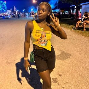 Meet your Posher, Emmy